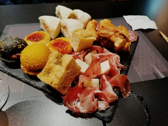 Trivè All Day Bar - Piazza Carlina