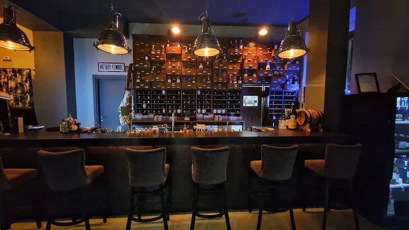 VERSO Cocktail Club