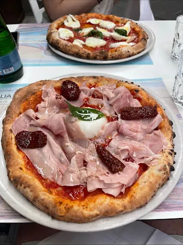 VOGLIA 'E TURNÀ- Pizzeria Napoletana