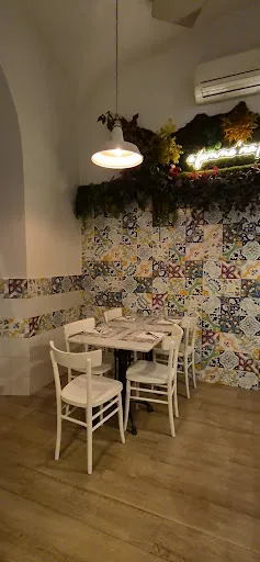 Foto di VOGLIA 'E TURNÀ- Pizzeria Napoletana