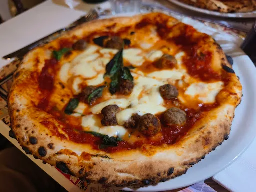 Foto di VOGLIA 'E TURNÀ- Pizzeria Napoletana