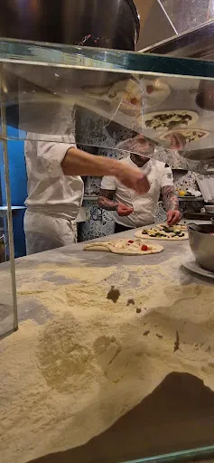 Foto di VOGLIA 'E TURNÀ- Pizzeria Napoletana