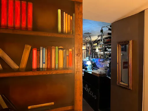 Foto di la biblioteca del conte