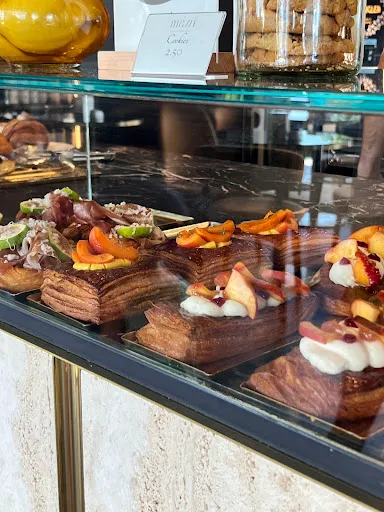 Foto di manì Dolci Lievitati