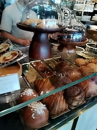 Foto di manì Dolci Lievitati